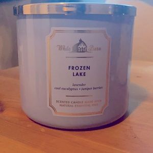 Bath and body work 3 wick candle